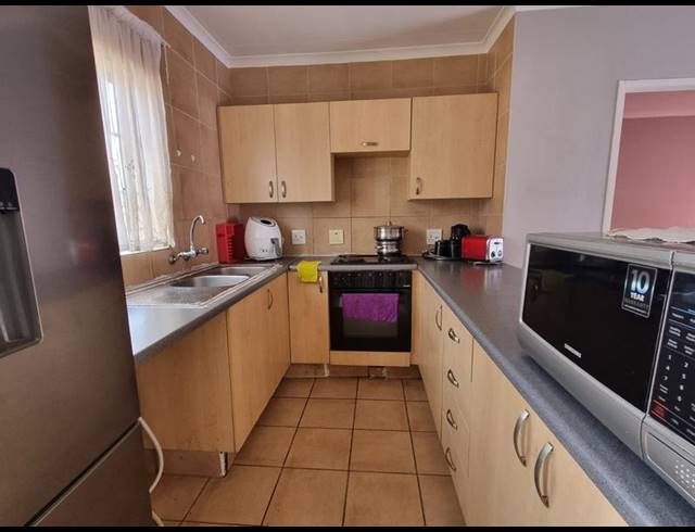 1 BEDROOM APARTMENT FOR SALE IN NEWMARK ESTATE